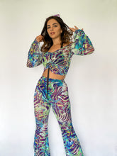 Load image into Gallery viewer, Jungle Flared Sleeve Top