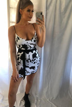 Load image into Gallery viewer, Moo Dress
